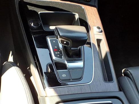 Used 2022 Audi Q5 2.0T Premium Plus image 28