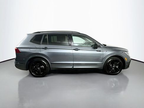Used 2023 Volkswagen Tiguan SE R-Line FWD image 7