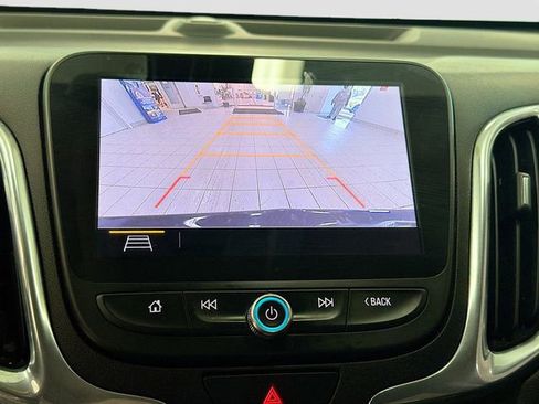 Used 2020 Chevrolet Equinox LT image 14