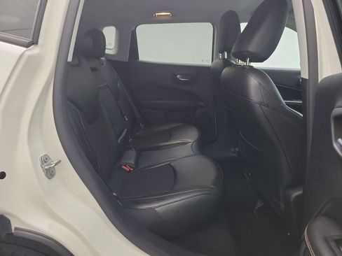 Used 2019 Jeep Compass Latitude w/ Popular Equipment Group image 20