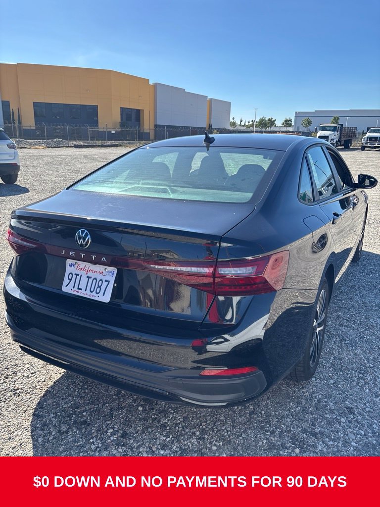 Used 2025 Volkswagen Jetta Sport FWD image 1