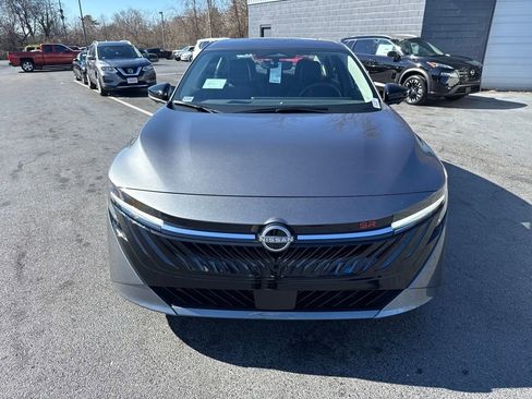 New 2026 Nissan Sentra SR w/ SR Premium Package FWD image 8