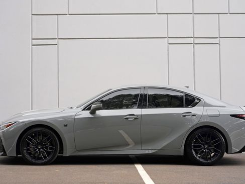 Used 2022 Lexus IS 500 w/ Accessory Package 2 RWD image 9