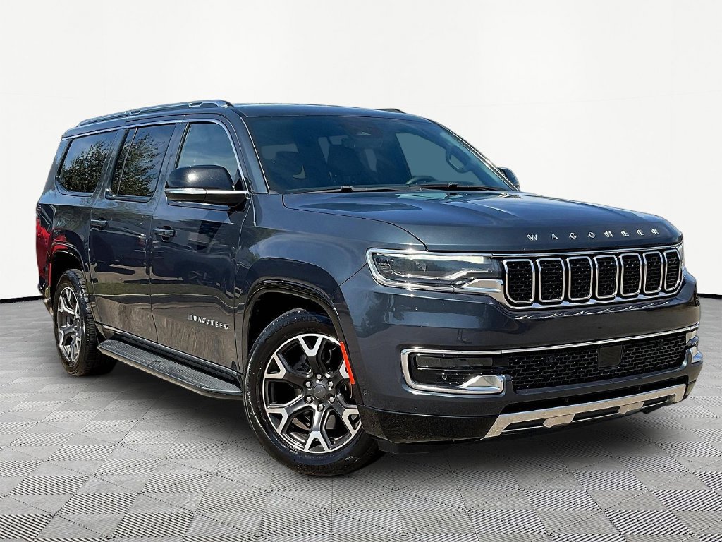 Used 2024 Jeep Wagoneer L Series III w/ Flexible Seating Group AWD/4WD image 4