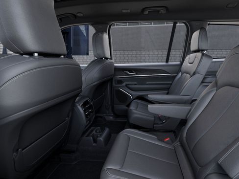 New 2026 Jeep Grand Cherokee L Limited image 23