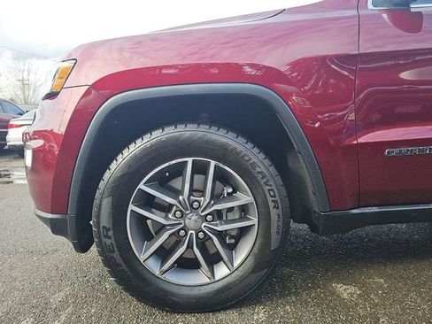 Used 2018 Jeep Grand Cherokee Limited AWD/4WD image 28