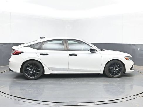 Used 2024 Honda Civic Sport image 11