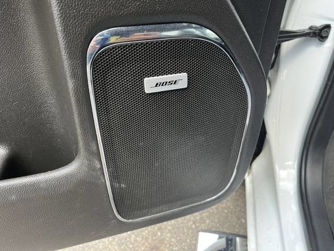 Used 2019 GMC Sierra 2500 Denali w/ Duramax Plus Package AWD/4WD image 21