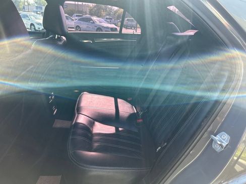 Used 2019 Chrysler 300 S RWD image 13