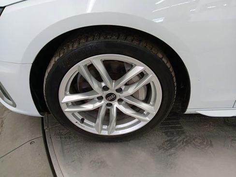 Used 2023 Audi A4 2.0T Premium Plus w/ Premium Plus Package image 5