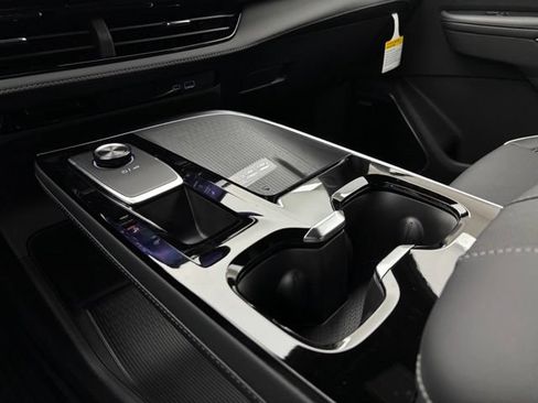 New 2026 Buick Enclave Preferred w/ Power Package FWD image 30