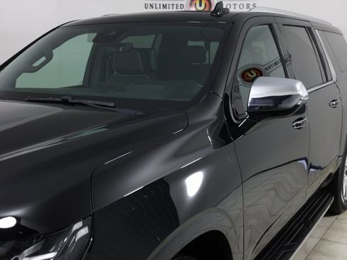 Used 2023 Chevrolet Suburban Premier w/ Advanced Technology Package image 53