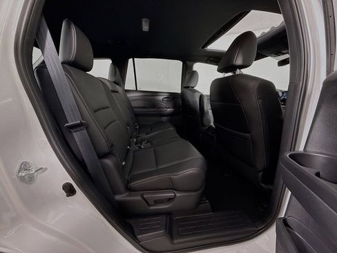 Certified 2023 Honda Passport EX-L image 25