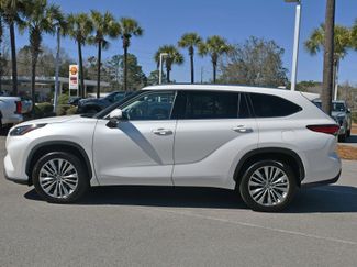 Used 2020 Toyota Highlander Platinum video 2