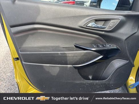 Certified 2024 Chevrolet Trax RS w/ Driver Confidence Package image 15