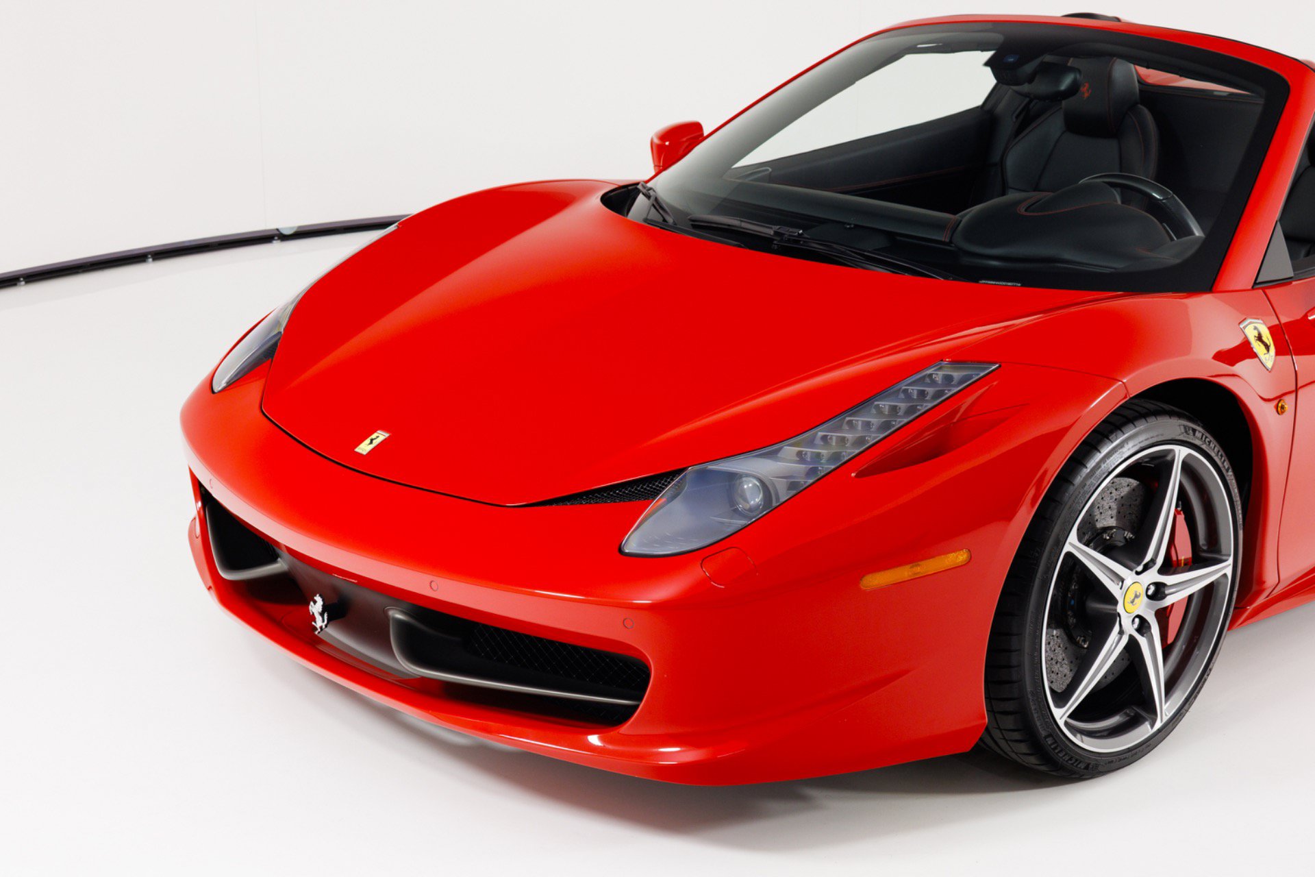 Used 2013 Ferrari 458 Spider RWD image 50