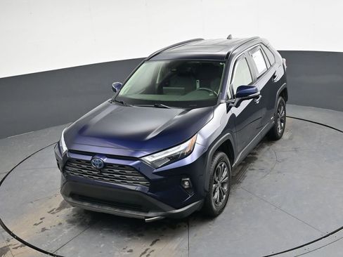 Used 2023 Toyota RAV4 Limited image 33