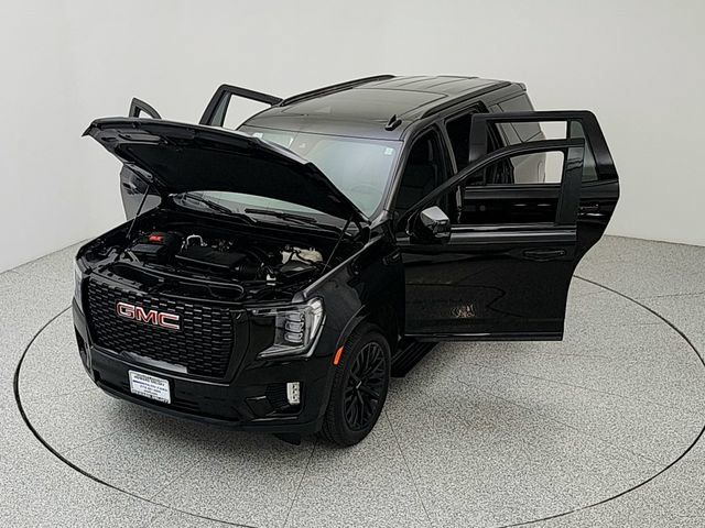 Used 2023 GMC Yukon Denali w/ Max Trailering Package AWD/4WD image 39
