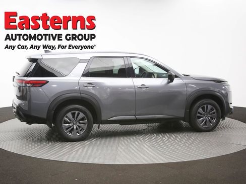Used 2023 Nissan Pathfinder S AWD/4WD image 53