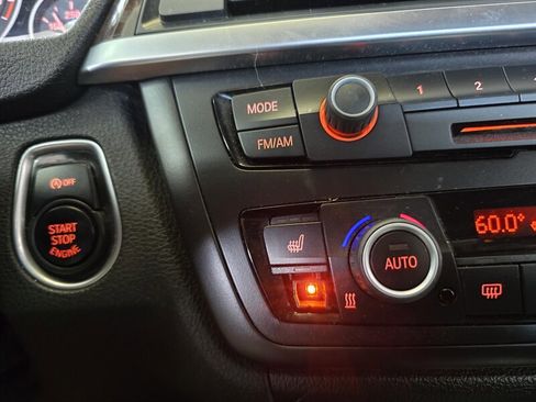 Used 2014 BMW 428i xDrive Convertible image 25