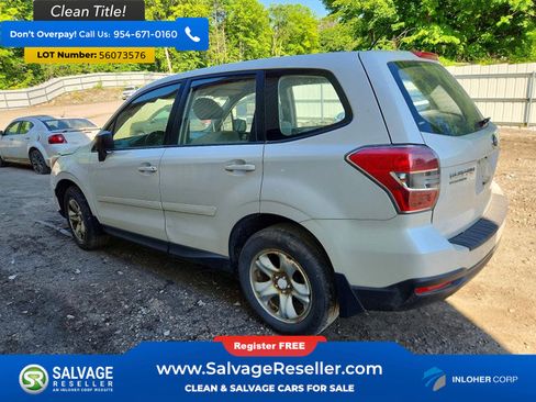 Used 2014 Subaru Forester 2.5i AWD/4WD image 3