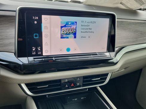 New 2026 Volkswagen Atlas SEL Premium R-Line image 13