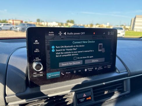 Used 2025 Honda Pilot Elite image 22