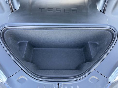 Used 2017 Tesla Model S 75 RWD image 27
