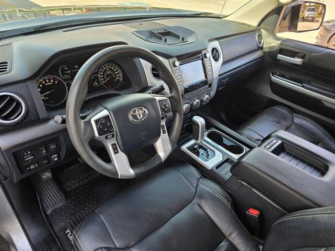Used 2019 Toyota Tundra SR5 w/ SR5 Upgrade Package RWD image 12