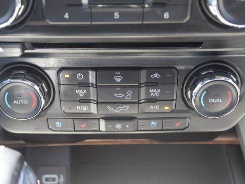 Used 2018 Ford F150 Lariat AWD/4WD image 40