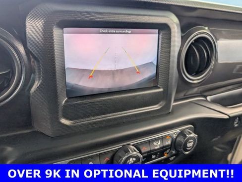 Used 2022 Jeep Wrangler Unlimited Sport AWD/4WD image 18