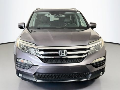 Used 2018 Honda Pilot Elite image 2