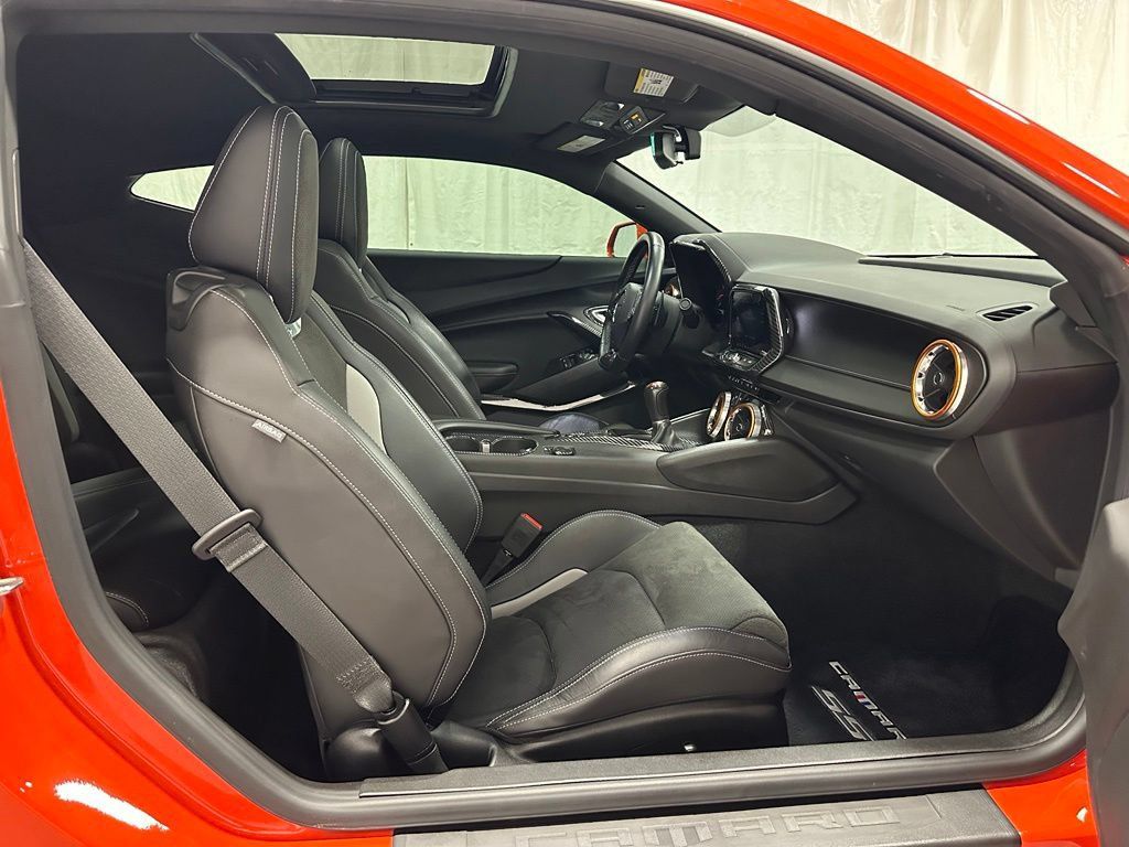 Used 2021 Chevrolet Camaro SS RWD image 48