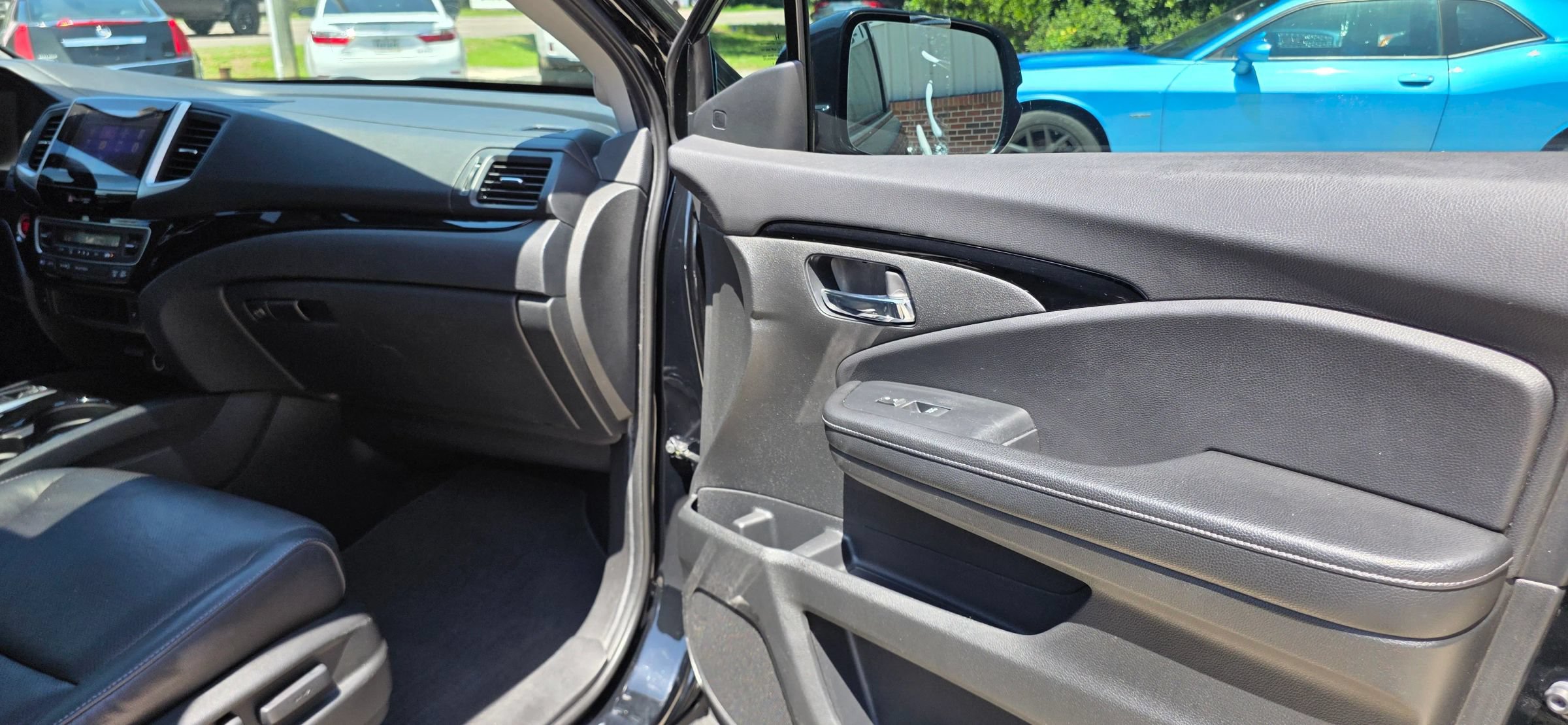Used 2020 Honda Ridgeline RTL-E image 16