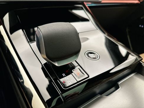 New 2026 Land Rover Range Rover Sport SE image 24