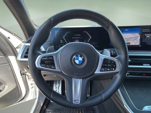 Used 2023 BMW X7 xDrive40i w/ Executive Package AWD/4WD image 37