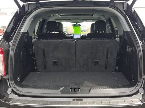 Certified 2023 Ford Explorer XLT w/ Equipment Group 202A AWD/4WD image 4