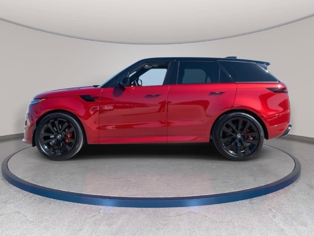 New 2025 Land Rover Range Rover Sport Dynamic SE AWD/4WD image 2