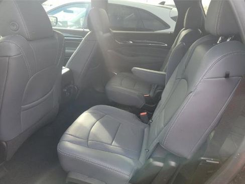Used 2024 Buick Enclave Essence w/ Sport Touring Edition image 7