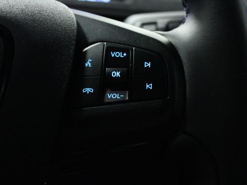 Used 2023 Ford Mustang Mach-E Select image 21