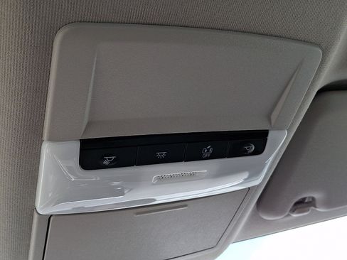 Certified 2025 Nissan Sentra SV FWD image 25