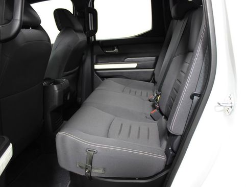 Used 2024 Toyota Tacoma TRD Off-Road image 24