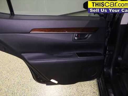 Used 2016 Lexus ES 350 w/ Premium Package w/Wood Trim image 28