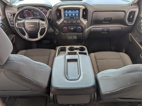 Used 2021 Chevrolet Silverado 1500 LT AWD/4WD image 21