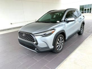 Used 2023 Toyota Corolla Cross XLE w/ Convenience Package video 1