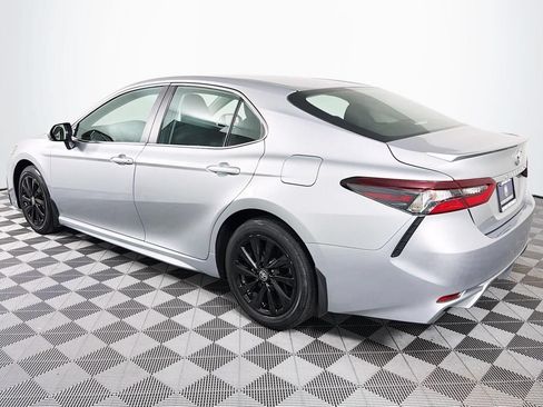 Used 2024 Toyota Camry SE FWD image 8