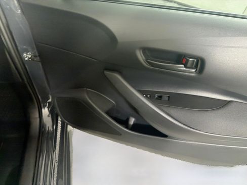 Used 2026 Toyota Corolla LE FWD image 29