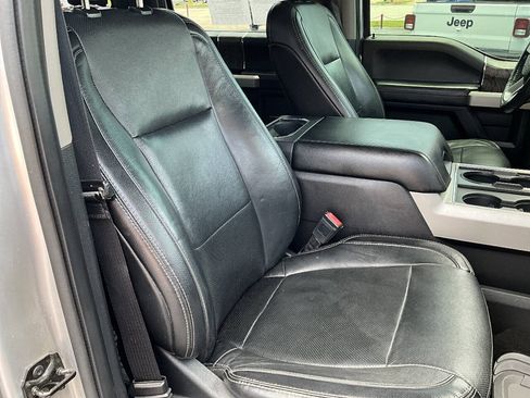 Used 2018 Ford F250 Lariat w/ Chrome Package AWD/4WD image 16