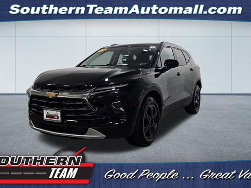 Used 2024 Chevrolet Blazer LT w/ Convenience Package AWD/4WD image 1