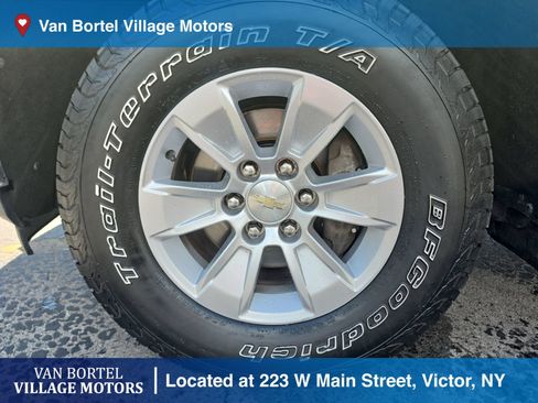 Used 2020 Chevrolet Silverado 1500 LT w/ Trailering Package AWD/4WD image 27